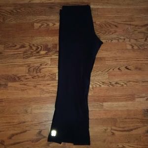 Lululemon Cropped Yoga Pant 